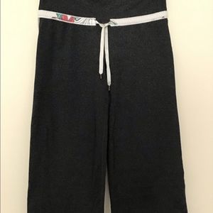 LULULEMOM ATHLETICA Wide Leg Crops Size 4